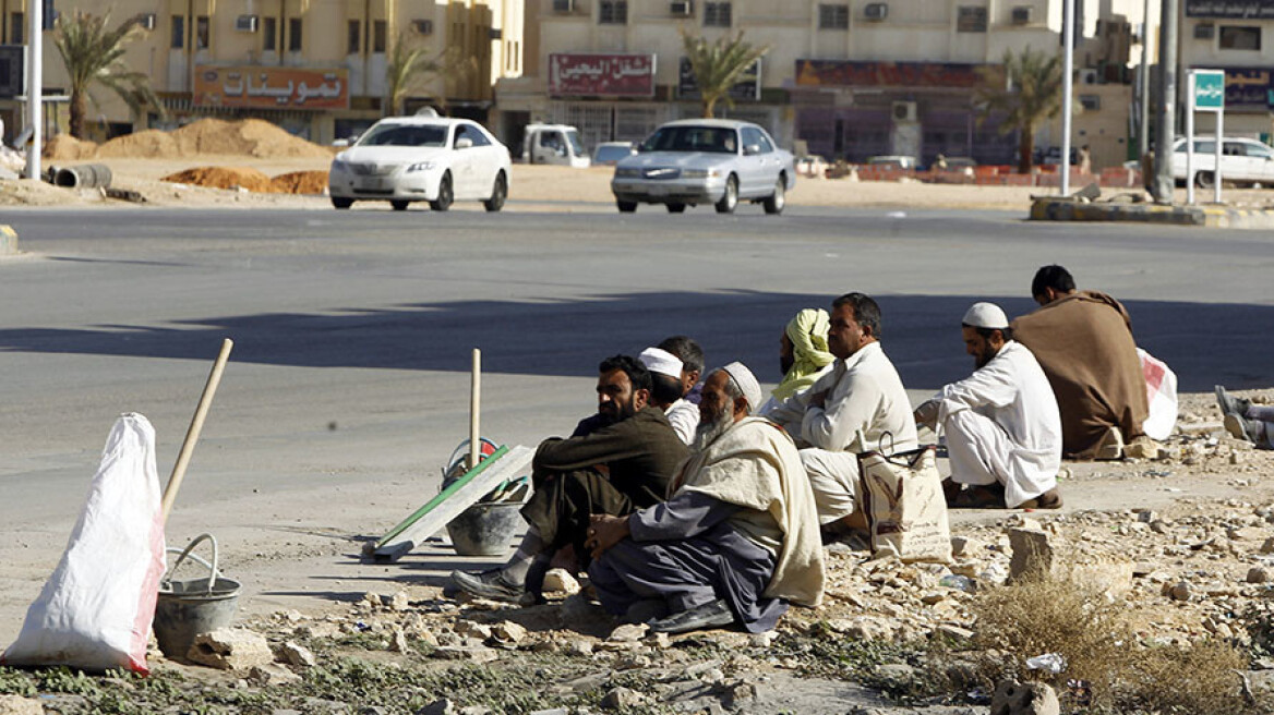 Σαουδική Αραβία: Χιλιάδες αλλοδαποί εργαζόμενοι χωρίς φαγητό και νερό
